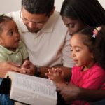 Ảnh hưởng của truyền thông với việc giáo dục gia đình Kitô giáo