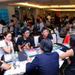 Người Việt Nam cho con đi du học để chúng được học hành tốt hơn