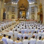 Đức Thánh Cha cử hành Thánh lễ làm phép Dầu