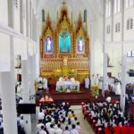 Giáo xứ Bình Thuận cử hành Tuần chầu đền tạ 2020