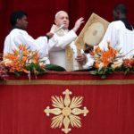 Thánh Lễ Đêm Phục Sinh tại Đền thờ Thánh Phêrô