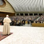 Tiếp kiến chung 24/04/2024: Tin, cậy và mến giúp Kitô hữu chống lại sự tự mãn