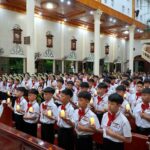 Thánh lễ ban bí tích Thêm Sức tại giáo xứ Ngọc Liễn: Niềm vui ba trong một